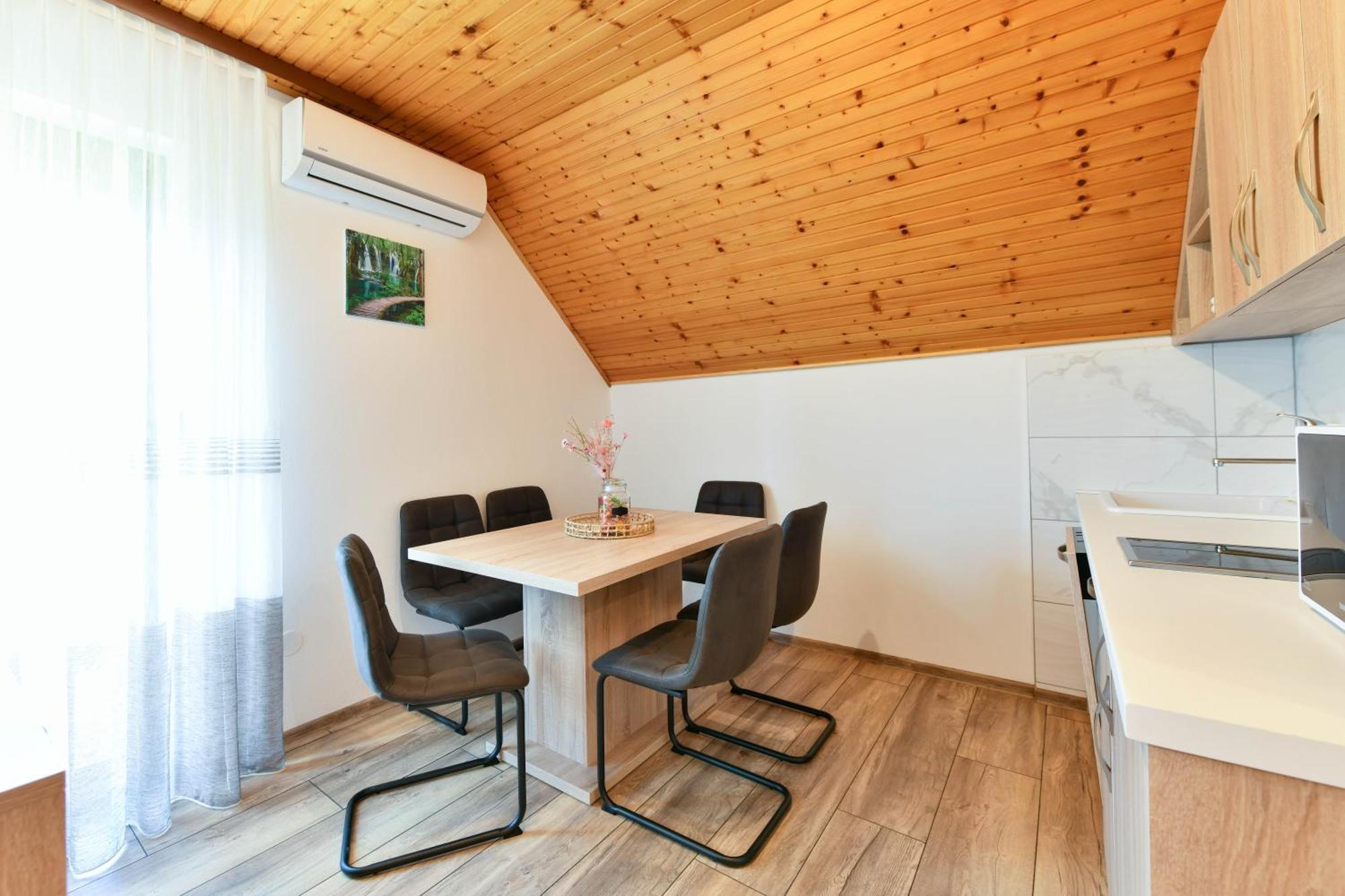 Apartment & Rooms Luketic Rastovača Exteriér fotografie