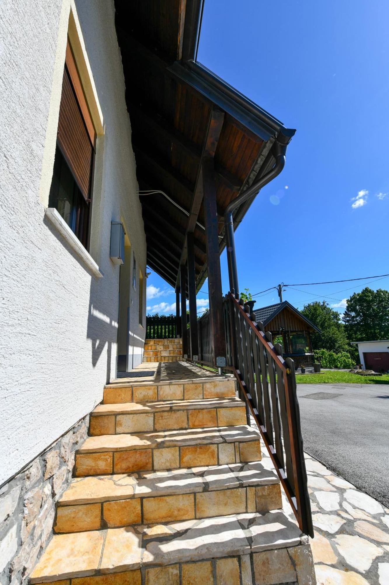 Apartment & Rooms Luketic Rastovača Exteriér fotografie